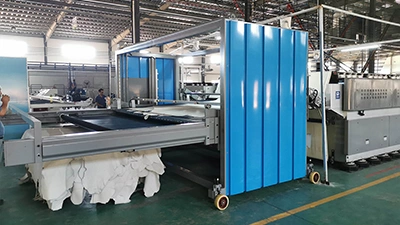 Máquina apiladora de cuero