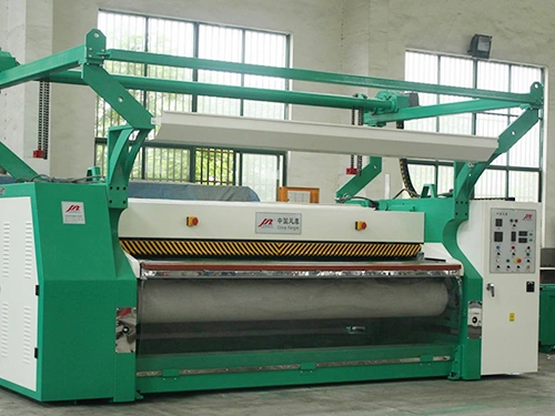 Máquina de planchar y repujar cuero