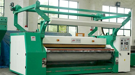 Máquina de planchar y repujar cuero